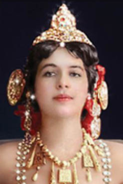 18-MAta-Hari-m.jpg (23386 bytes)